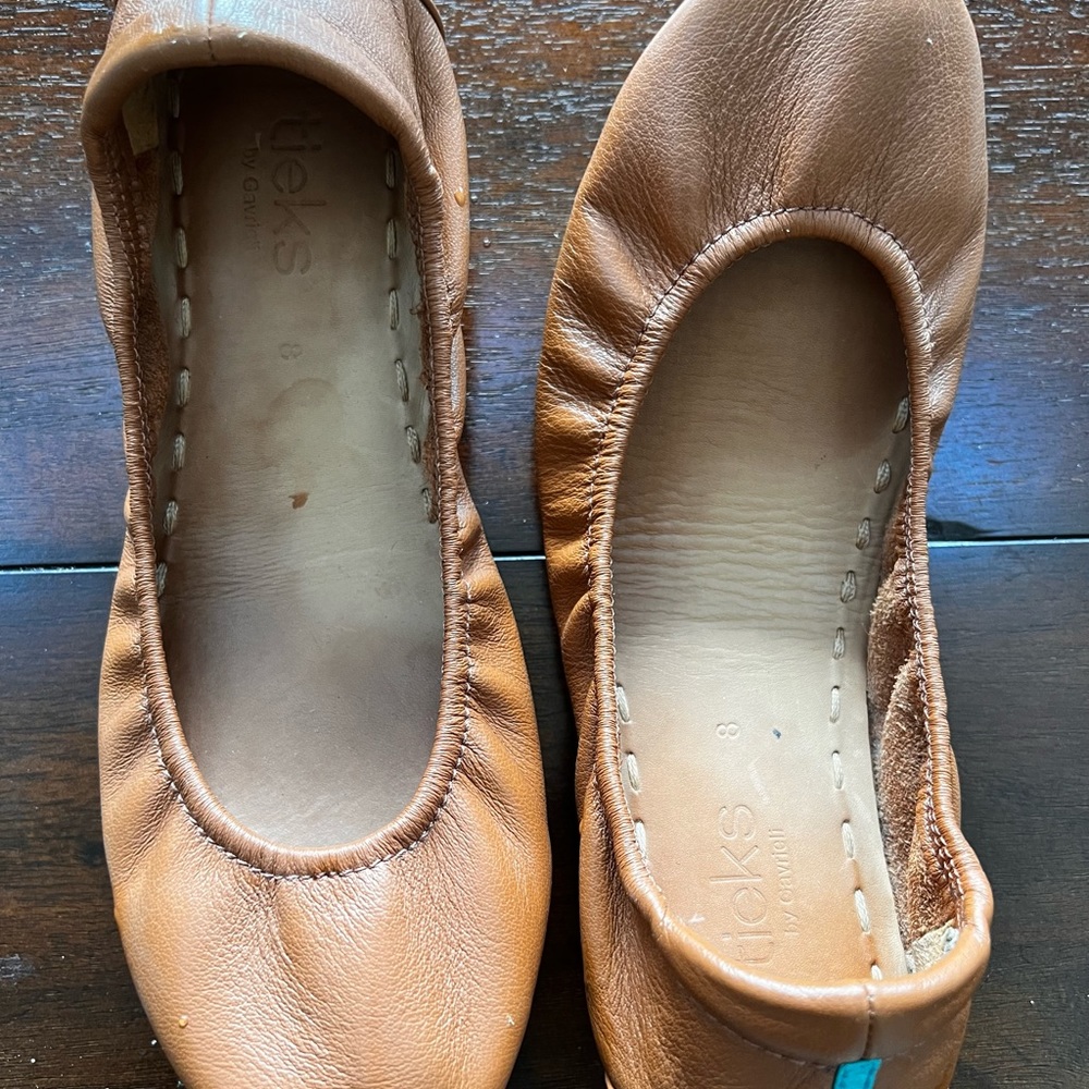 Chestnut Tieks Size 8 With Box And Both Bags Incl… - image 4